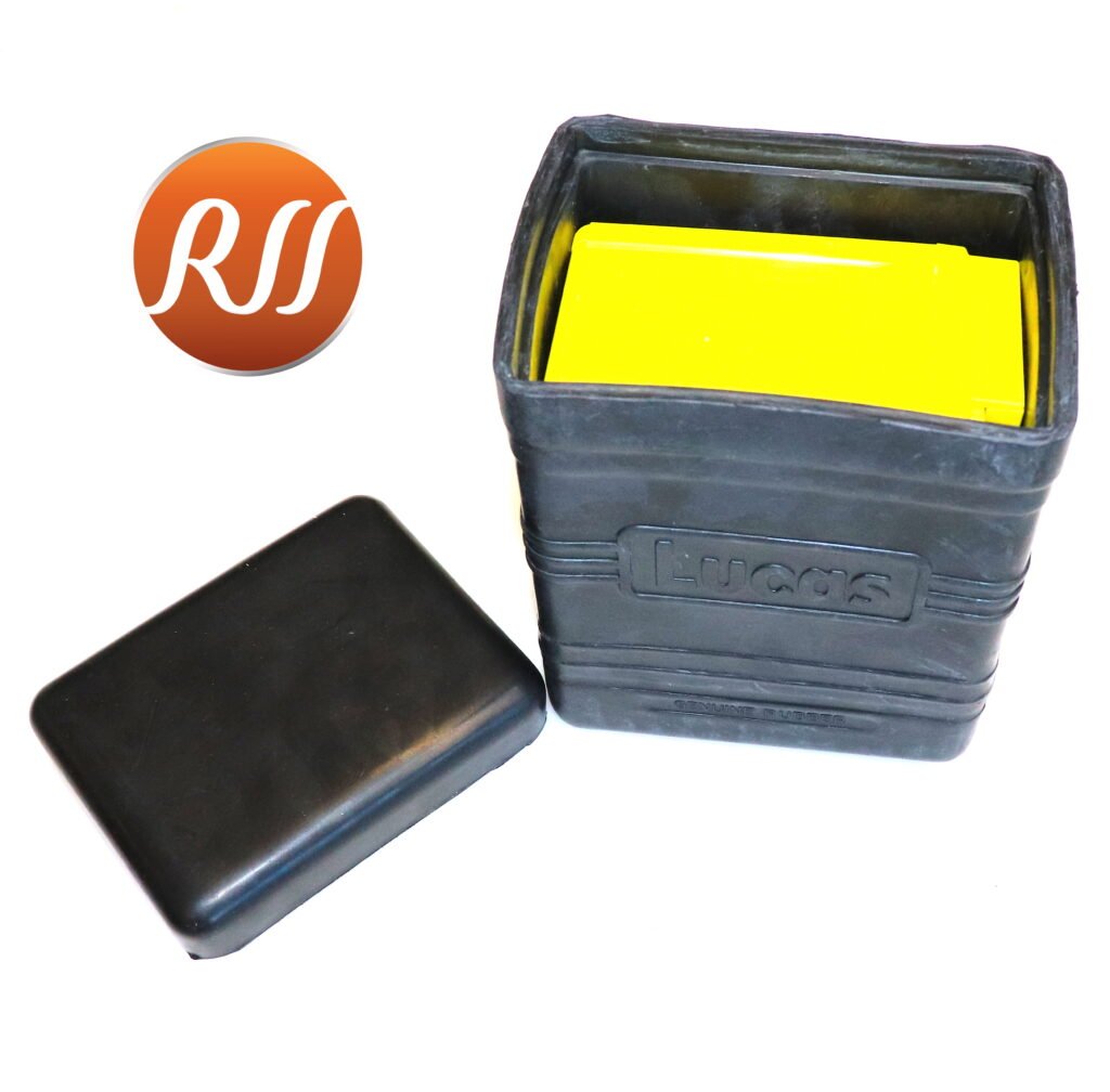 LUCAS PU7D BATTERY BOX large flexible rubber + 6 volt 4AH sealed gel